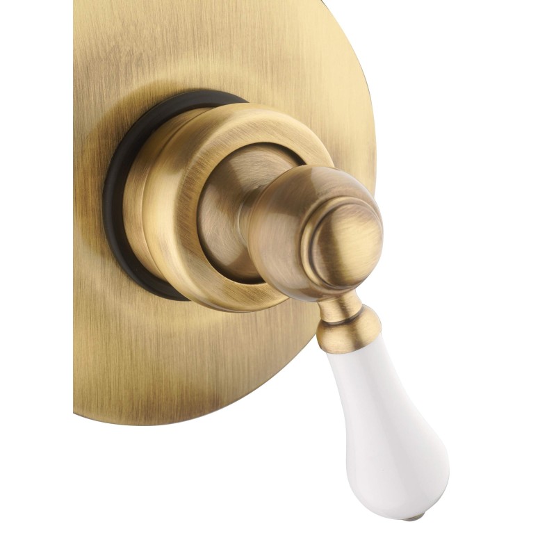 Built-in shower taps Bronze colored single outlet built-in shower mixer with retro handle Piralla Como 0TOF3410A21