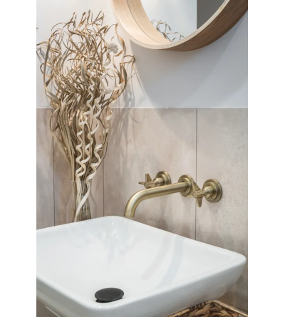 rubinetti lavabo a parete Wall-mounted double lever basin mixer in brushed brass colour Deante Temisto BQT_M54D